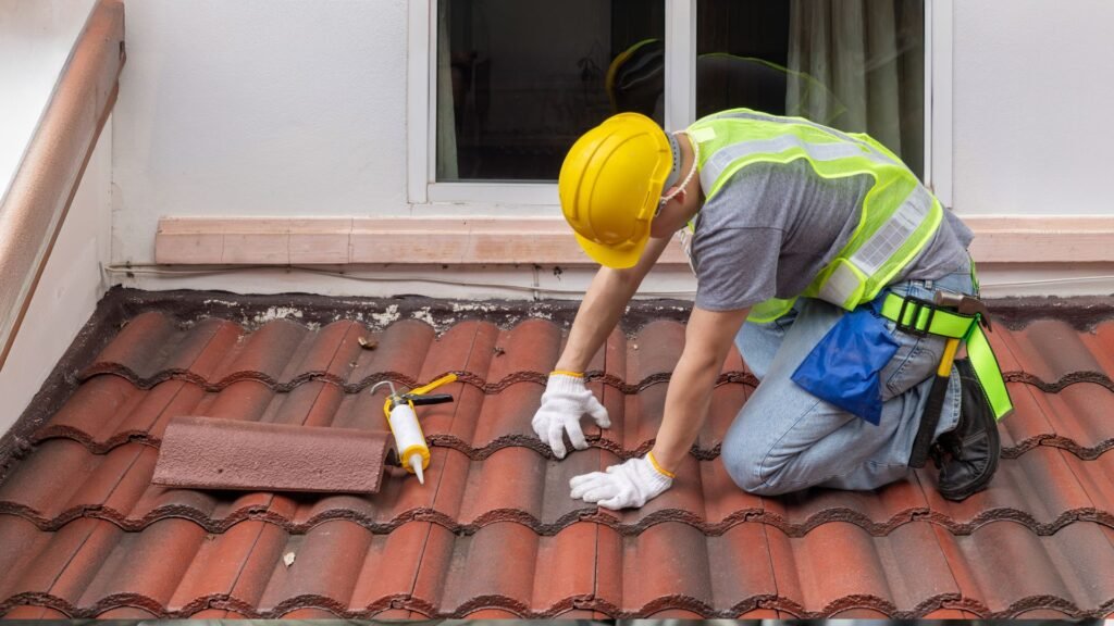 Genteng Bocor Saat Musim Hujan